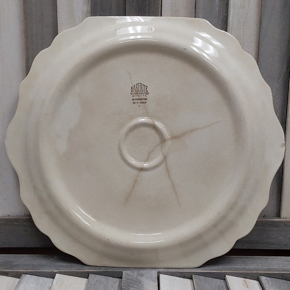 Vintage Bakerite Cake Plate 22K Gold Rim Fruits & Flowers - Picture 5 of 7